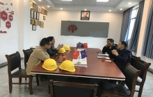 浙江潼關(guān)客戶來廠參觀礦用電機車生產(chǎn)流程